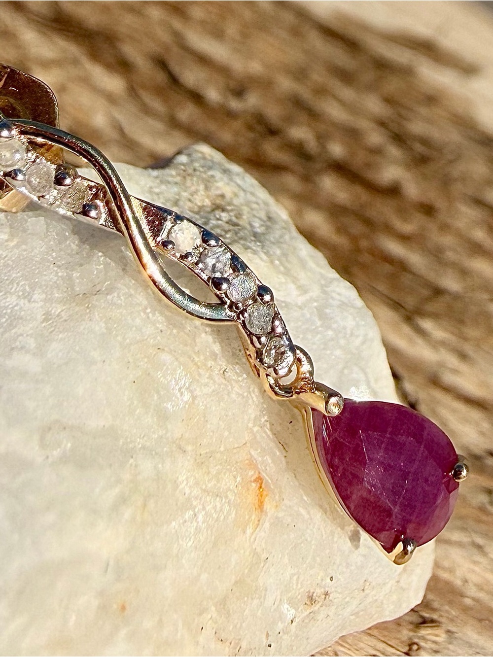 ❤️ 10K SOLID GOLD 1 CTW Ruby & Diamond Dangle Earrings - Picture 6 of 11